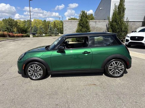 New 2026 MINI Cooper 2-Door Hardtop image 4