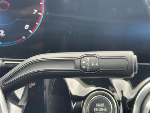 Certified 2022 Mercedes-Benz GLA 250 4MATIC image 25
