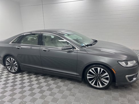 Used 2019 Lincoln MKZ Reserve image 4