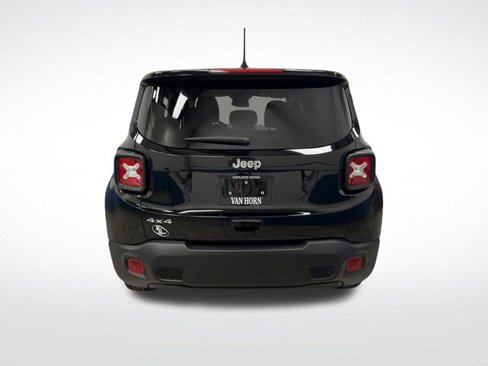 Used 2023 Jeep Renegade Latitude image 12