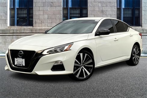 Used 2022 Nissan Altima 2.5 SR image 2