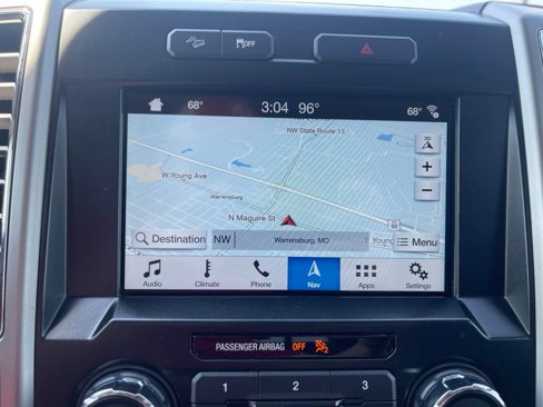 Used 2016 Ford F150 Lariat image 32