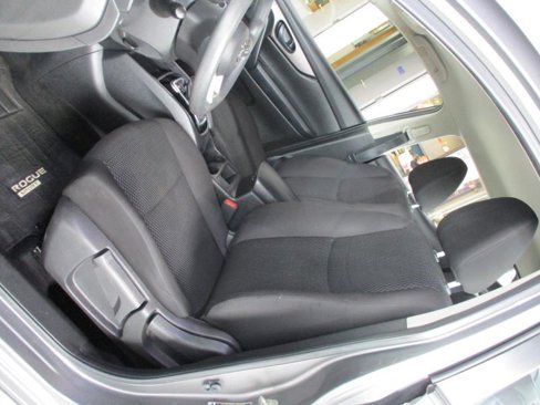 Used 2020 Nissan Rogue Sport S image 16