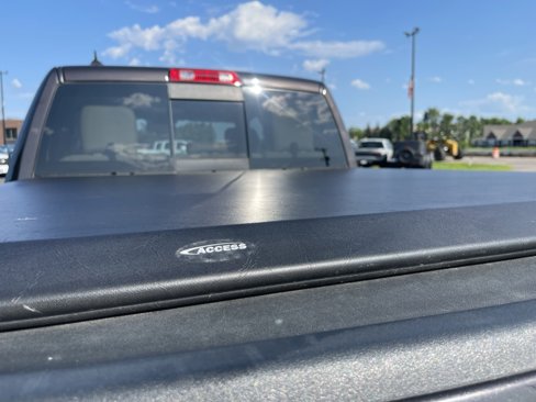 Used 2016 RAM 1500 Laramie w/ Convenience Group image 29