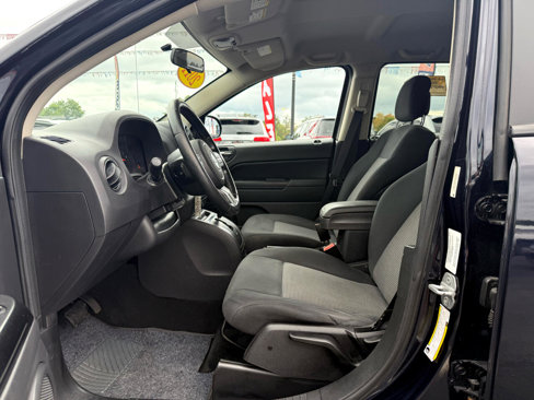 Used 2011 Jeep Compass Latitude image 14
