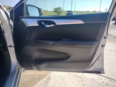 Used 2019 Nissan Sentra S image 20