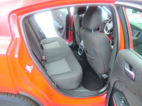 Used 2023 Dodge Charger SXT image 12