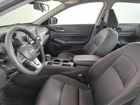 Used 2024 Nissan Altima 2.5 SV image 15