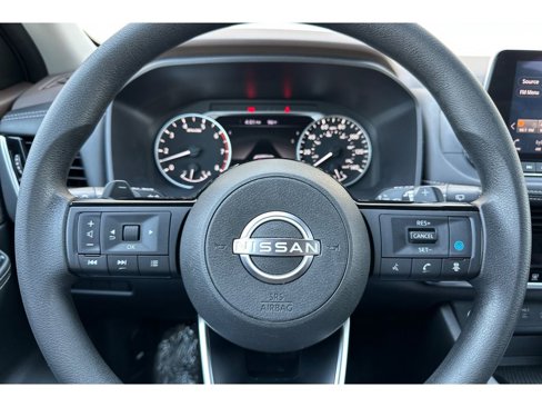Used 2022 Nissan Rogue SV image 33