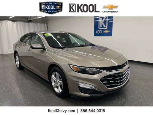 Used 2022 Chevrolet Malibu LS image 1