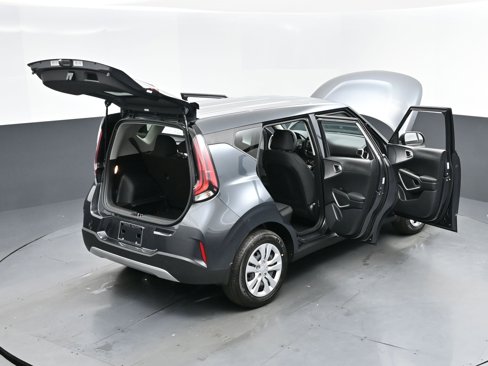 New 2025 Kia Soul LX image 18