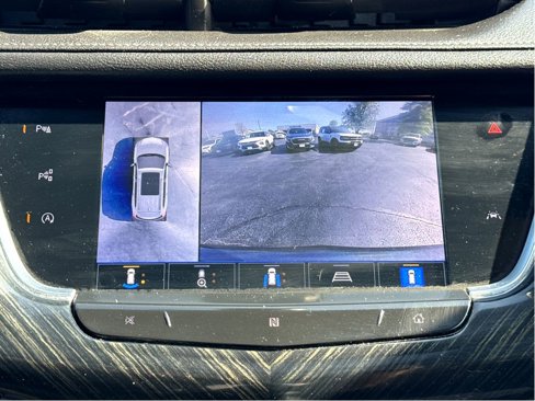 Used 2021 Cadillac XT6 Premium Luxury image 17