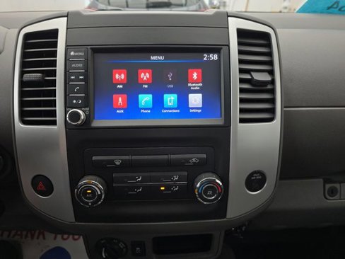 Used 2019 Nissan Frontier SV image 13