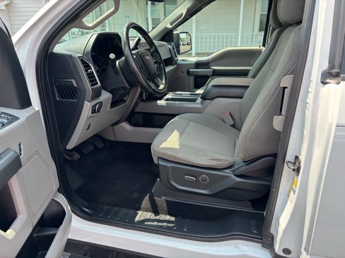 Used 2017 Ford F150 XLT w/ Equipment Group 301A Mid image 14