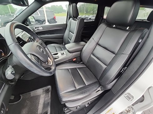Used 2021 Jeep Grand Cherokee Limited image 13