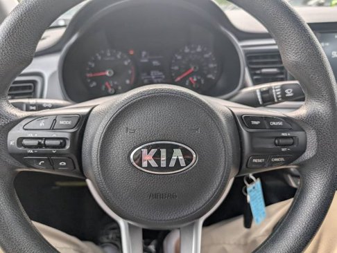 Used 2020 Kia Rio S image 11
