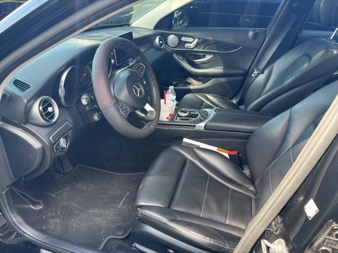 Used 2017 Mercedes-Benz C 300 4MATIC Sedan image 5