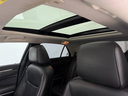 Used 2019 Chrysler 300 Limited image 24