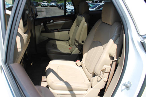 Used 2012 Buick Enclave Premium image 29