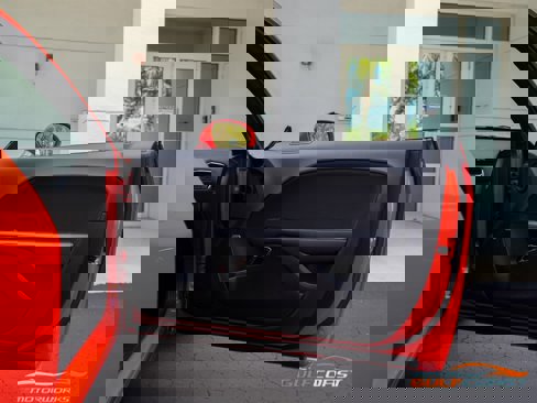 Used 2019 Dodge Challenger SRT Hellcat Redeye image 35