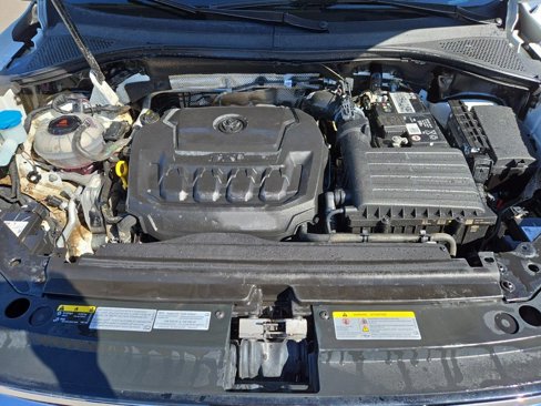 Used 2022 Volkswagen Tiguan SEL R-Line image 28