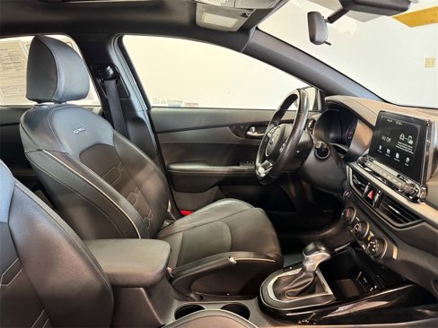 Used 2020 Kia Forte GT-Line w/ GT-Line Premium Package image 25