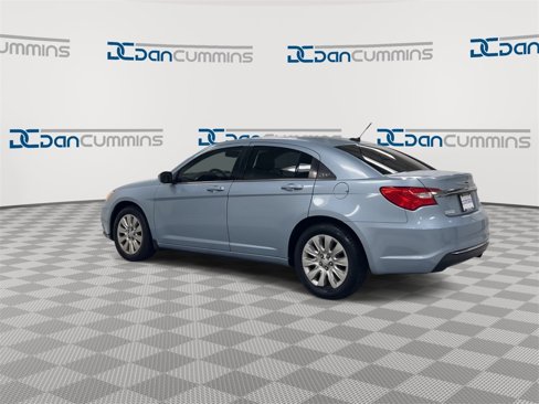 Used 2013 Chrysler 200 LX image 6