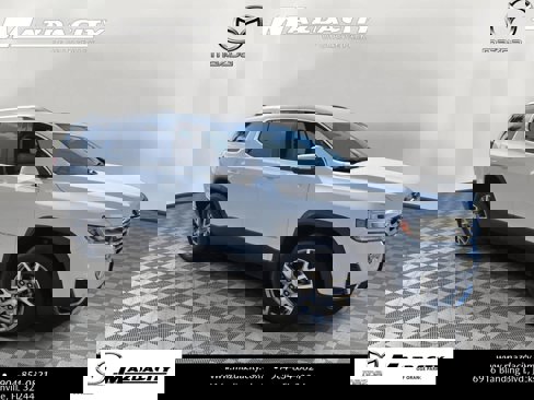 Used 2021 GMC Acadia SLT w/ Preferred Package image 1