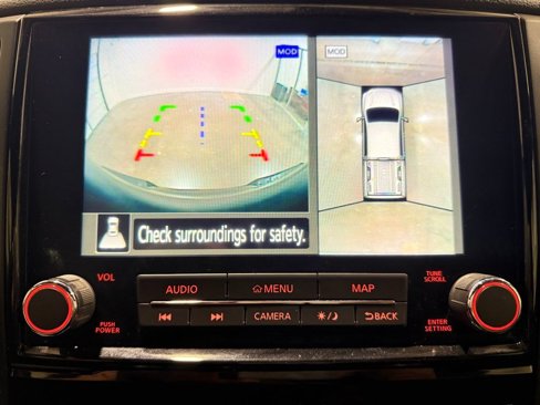 Used 2020 Nissan Titan PRO-4X image 22