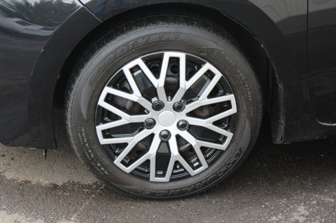 Used 2015 Toyota Corolla LE image 15