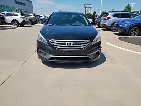 Used 2017 Hyundai Sonata Sport w/ Value Edition Package 02 image 3