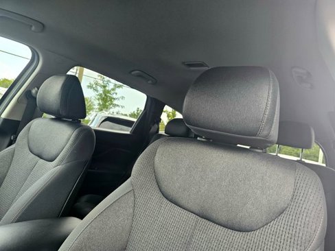 Used 2023 Hyundai Santa Fe SEL image 18