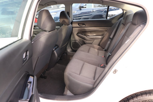 Used 2023 Nissan Altima 2.5 SV image 12