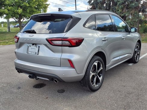 Used 2023 Ford Escape ST-Line Select w/ Tech Pack #2 image 4