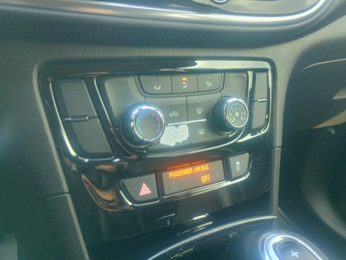 Used 2018 Buick Encore Preferred image 24