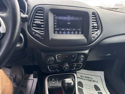Used 2018 Jeep Compass Latitude w/ Popular Equipment Group image 13