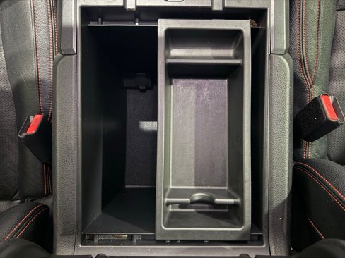 Used 2020 Nissan Titan PRO-4X image 27