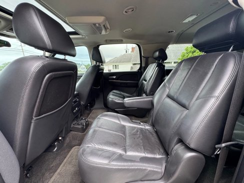 Used 2007 Chevrolet Suburban LTZ w/ LTZ Preferred Equipment Group image 16