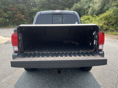 Used 2016 Toyota Tacoma SR image 5