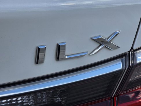 Used 2020 Acura ILX image 26