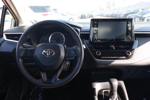 Used 2022 Toyota Corolla LE image 21