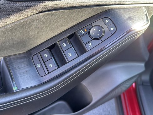 Used 2021 Nissan Rogue S image 27