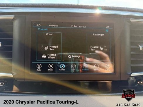 Used 2020 Chrysler Pacifica Touring-L image 21