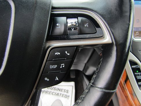 Used 2019 Lincoln Nautilus Reserve image 24