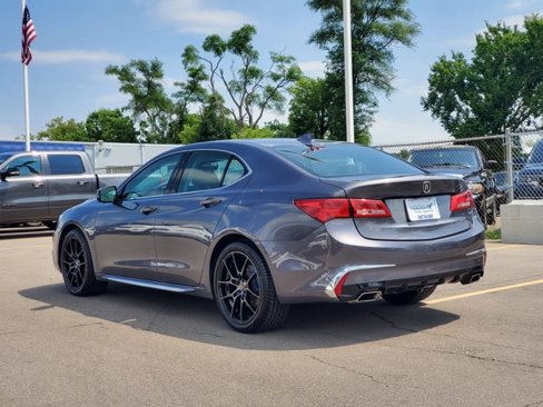 Used 2020 Acura TLX V6 SH-AWD w/ Technology Pkg image 2