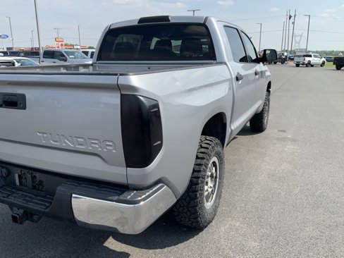 Used 2014 Toyota Tundra SR5 w/ TRD Off Road Package image 16