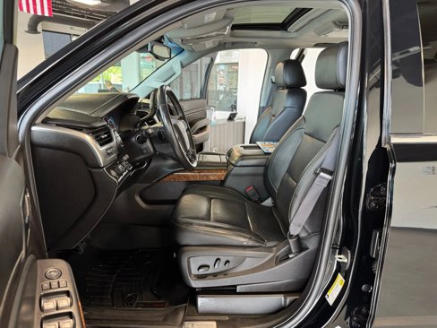 Used 2016 Chevrolet Suburban LTZ image 14
