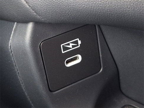 Certified 2025 Honda HR-V LX image 26