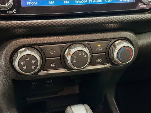 Used 2024 Nissan Kicks SV image 23