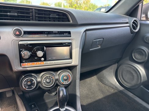 Used 2011 Scion tC image 30
